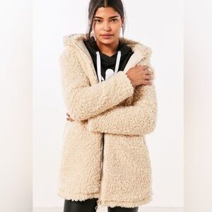 Ecote Ziggy Shaggy Sherpa Teddy Jacket Urban Outfitters Cream Size M-L